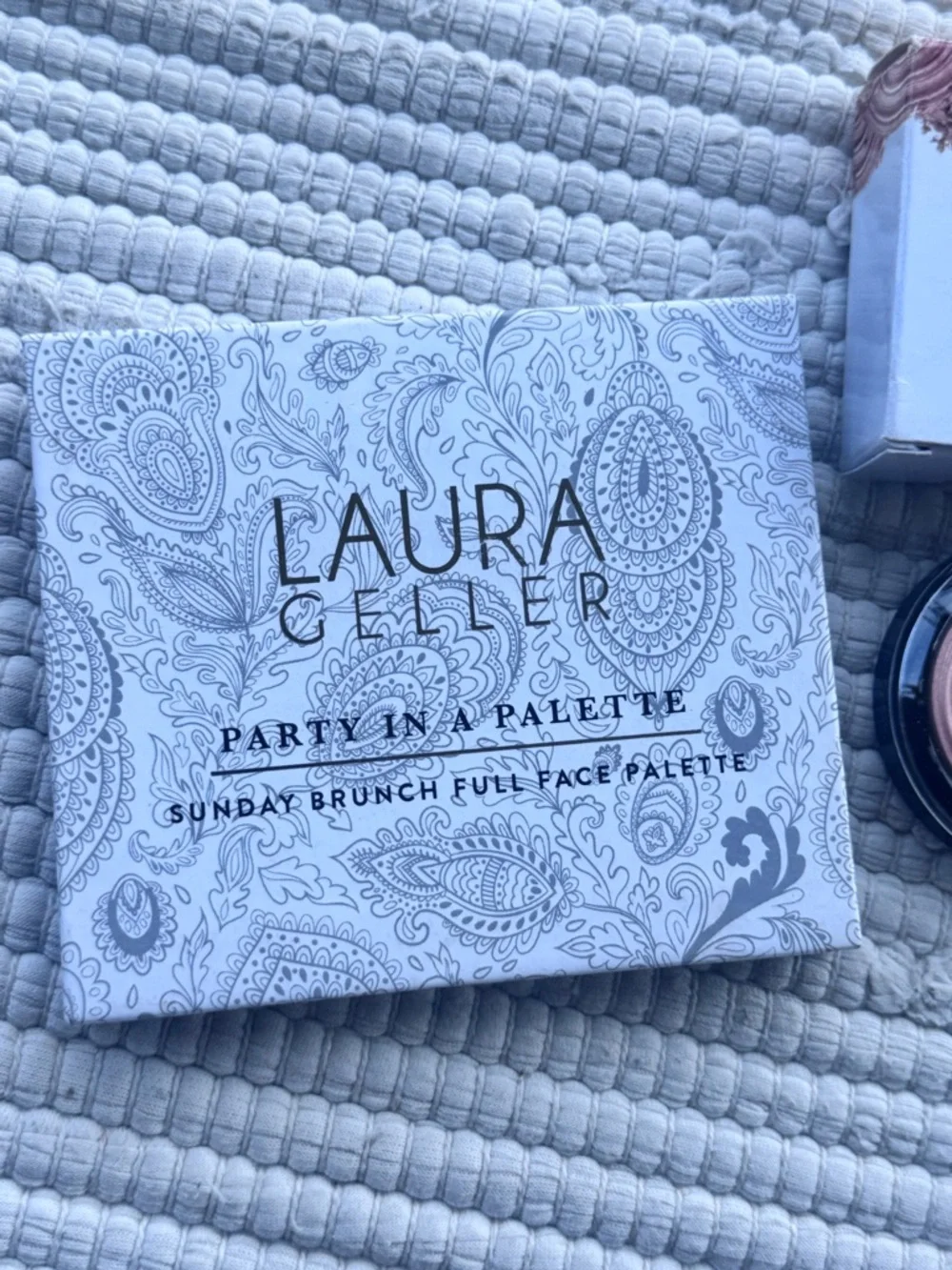 Laura Geller Makeup Bundle Palette + Peach Glow Illuminator Set